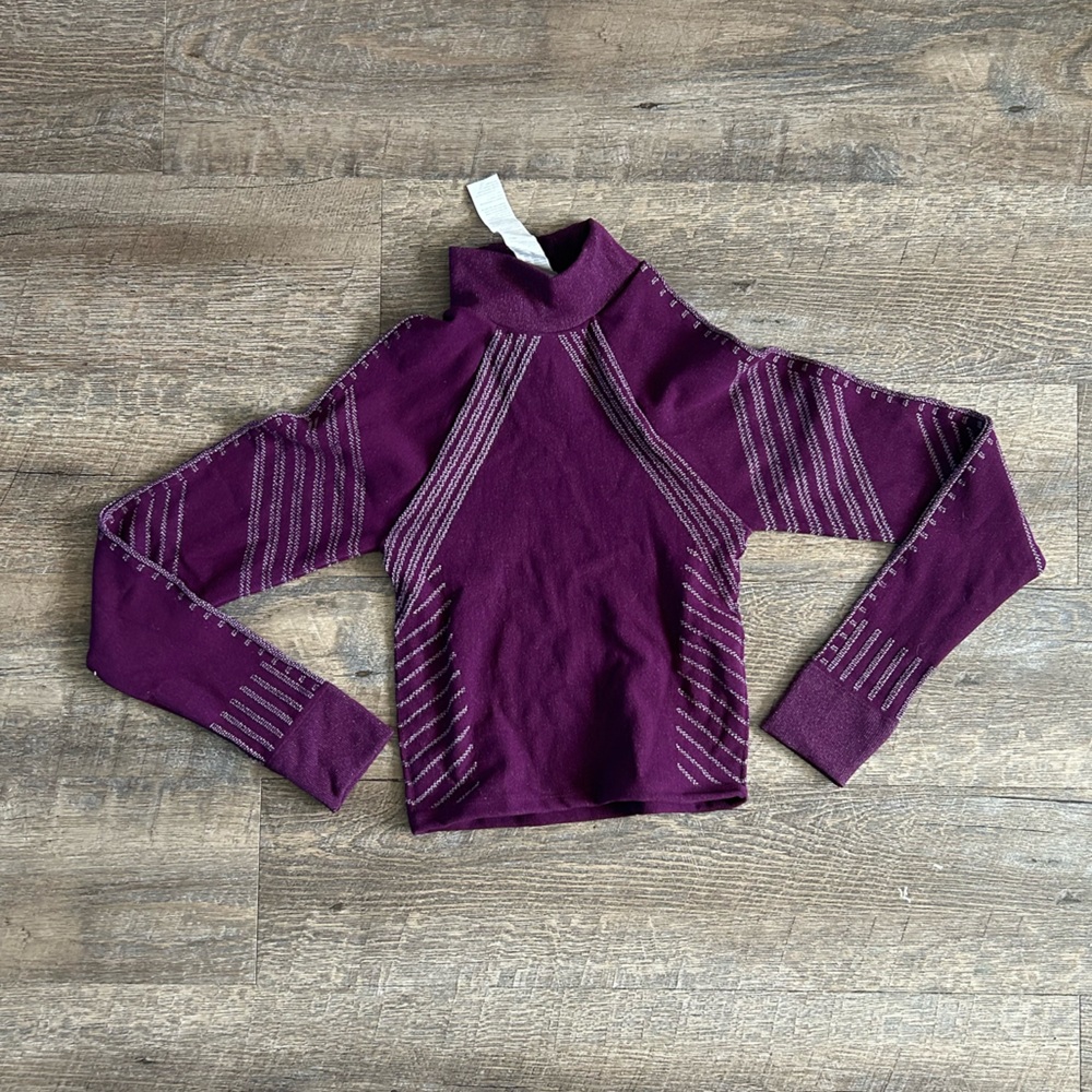 Fabletics Cropped Burgundy/Purple Workout Top